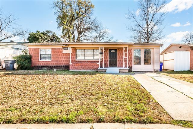 10818 Sharondale Ln Dallas, TX 75228 photo 2