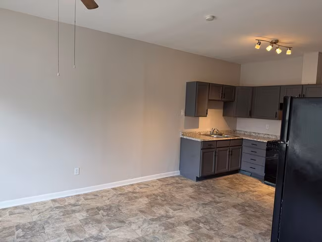 319 Harding Pl San Antonio, TX 78203 photo 4