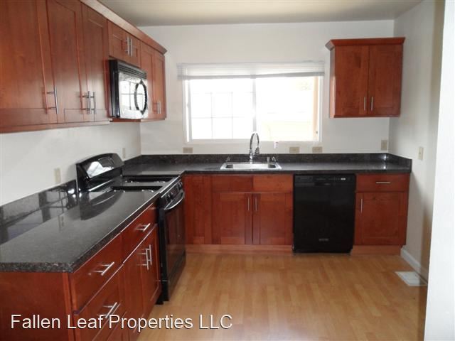 3226 13th Ave. photo 2