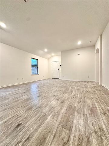 604 Meadow Wood Lane, Princeton, TX 75407 photo 4