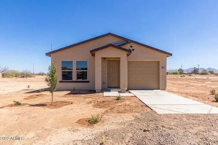4025 N Montgomery Cir photo 2
