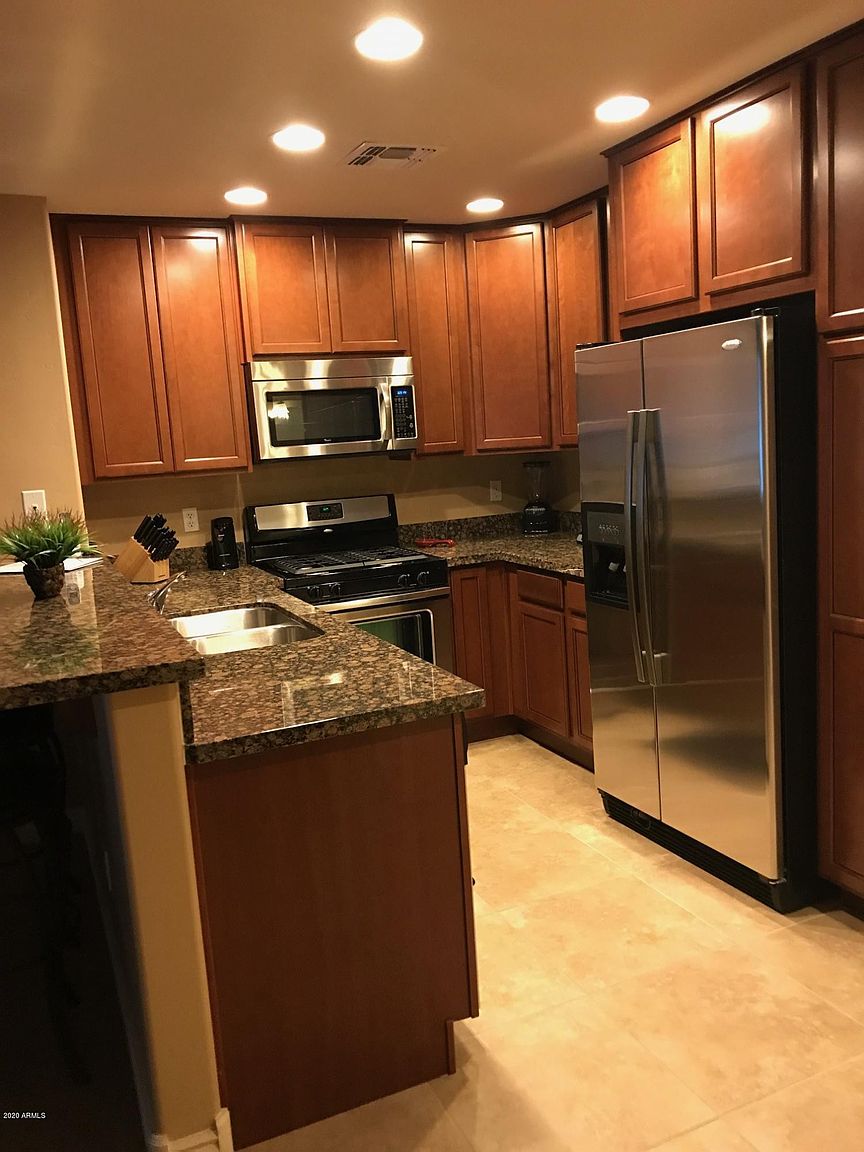 5350 E Deer Valley Dr Phoenix, AZ 85054 photo 3