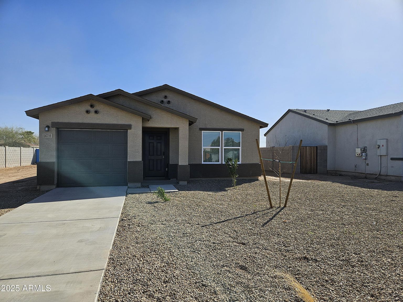 14735 S Amado Blvd photo 2