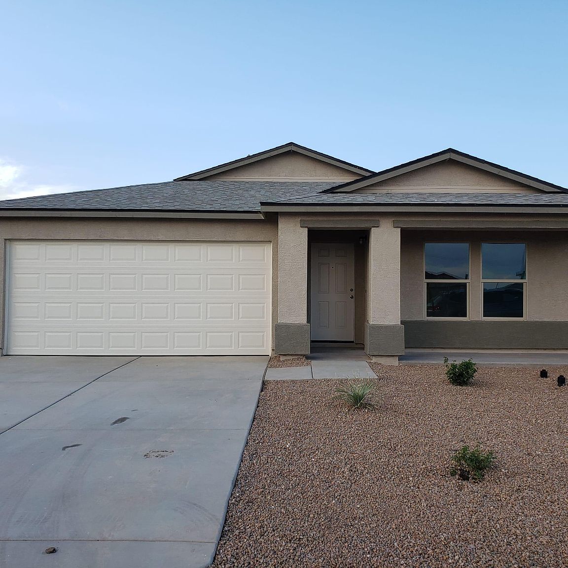 291 S Picacho Heights Rd photo 3