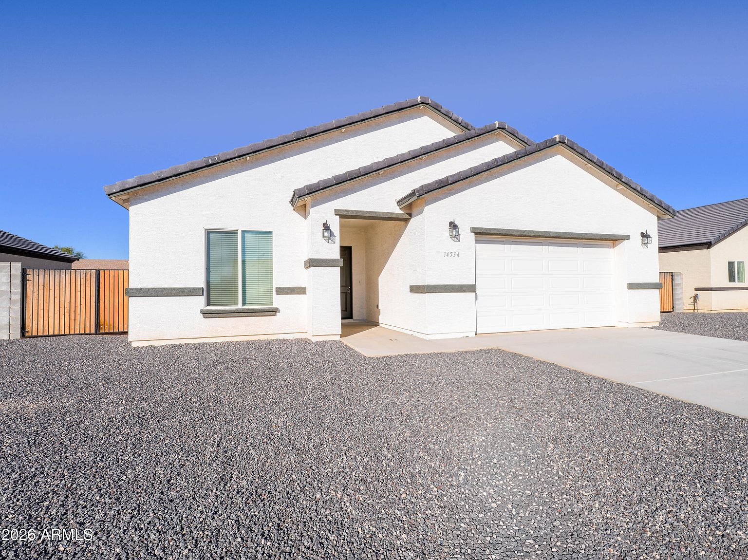 14554 S Diablo Rd Arizona City, AZ 85123 photo 2