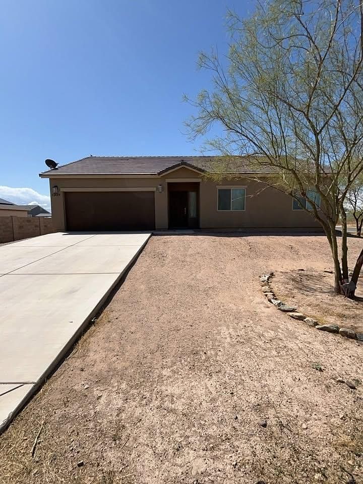 12459 W Cabrillo Dr Arizona City, AZ 85123 photo 2