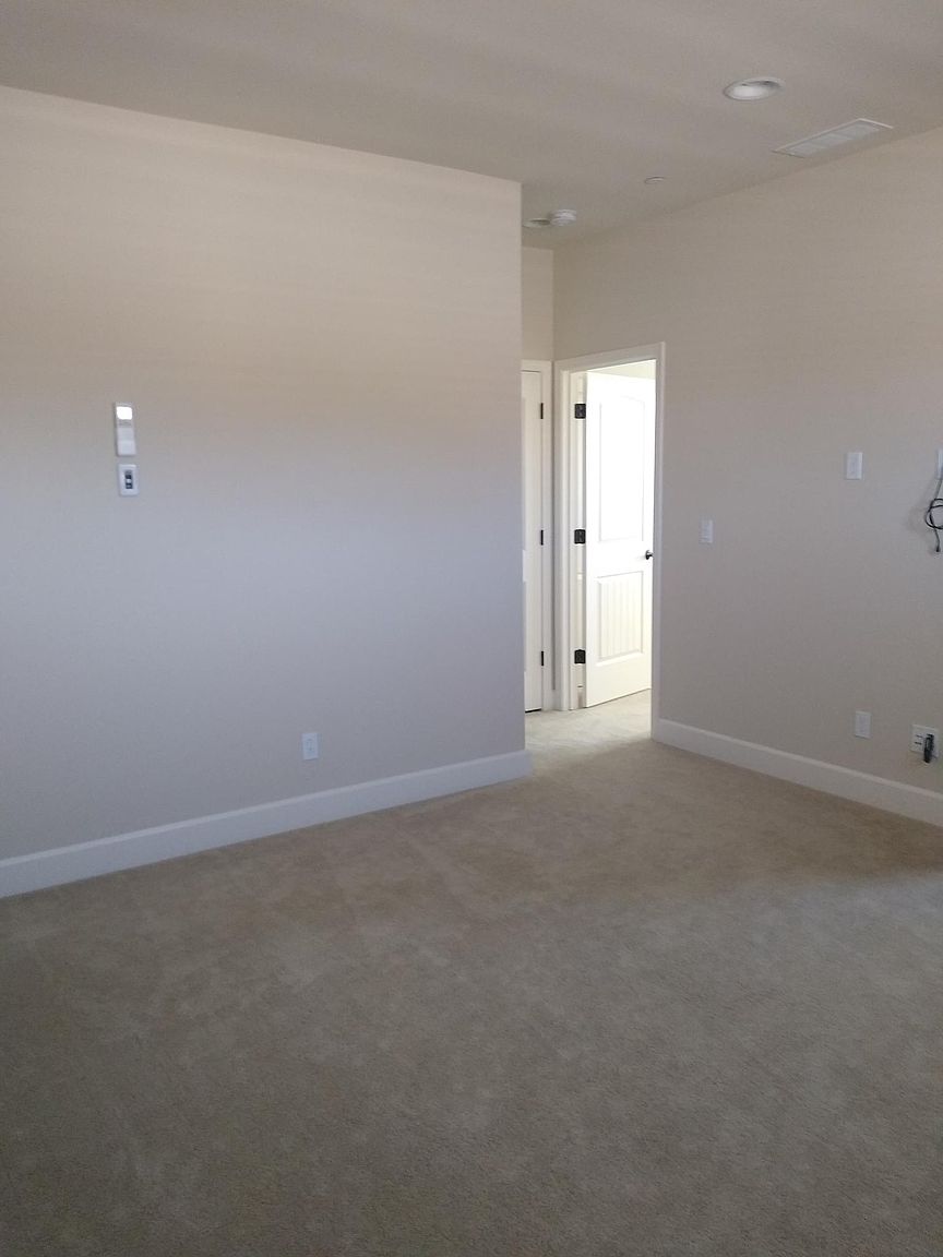 691 N San Marcos Dr photo 4