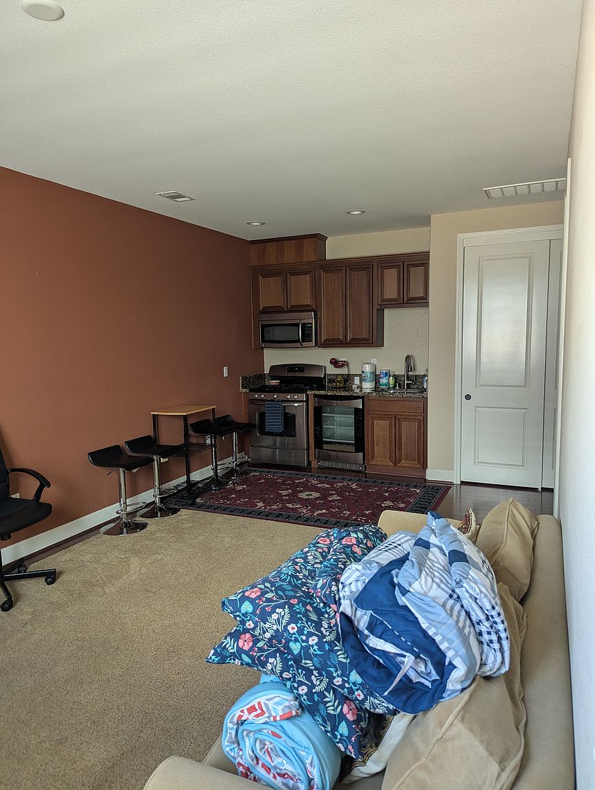 1BR/1BA In Law Adu on Valentano Dr · Dublin photo 3