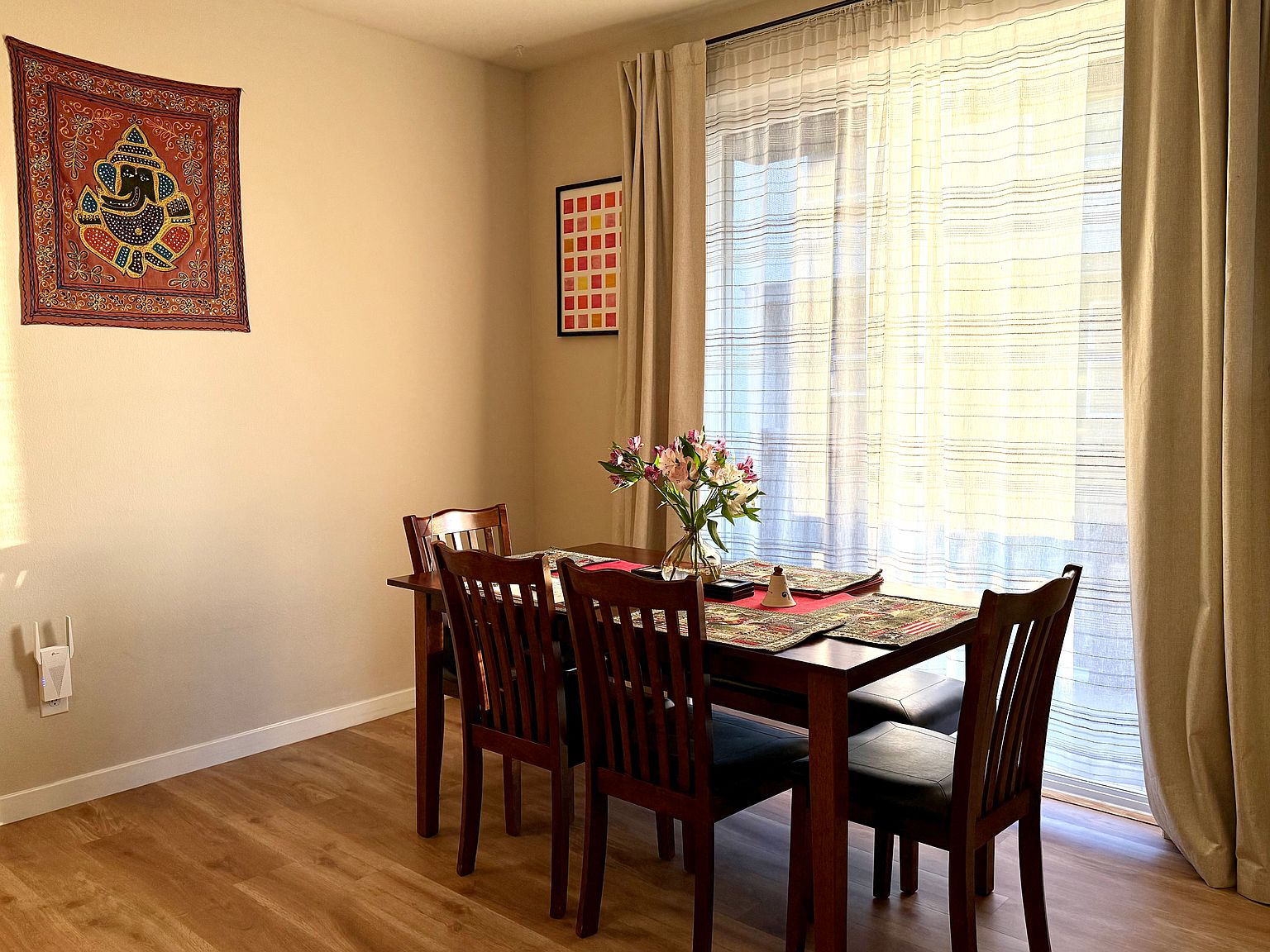 157 Zephyr Pl photo 5