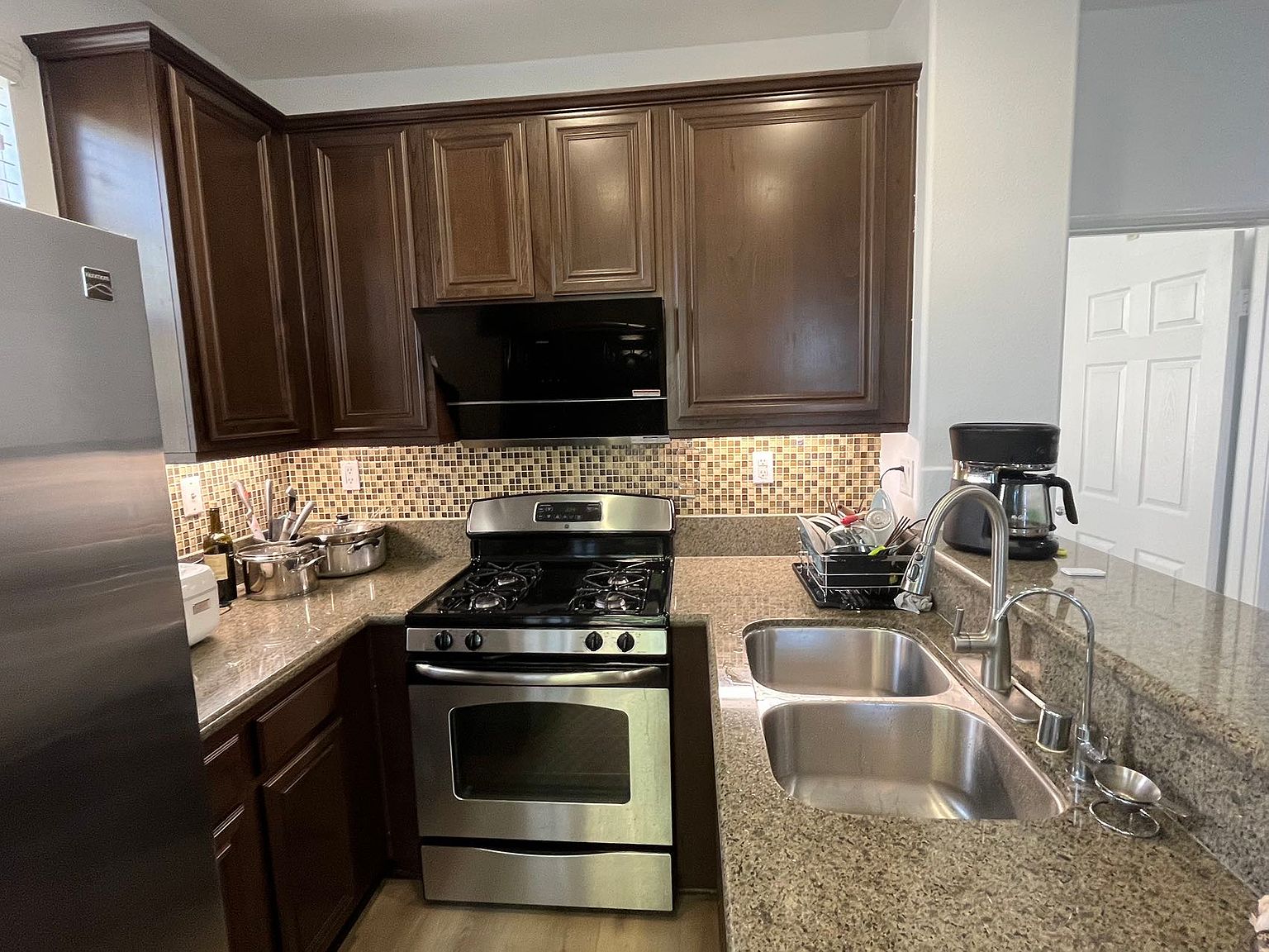 31156 Strawberry Tree Ln photo 2