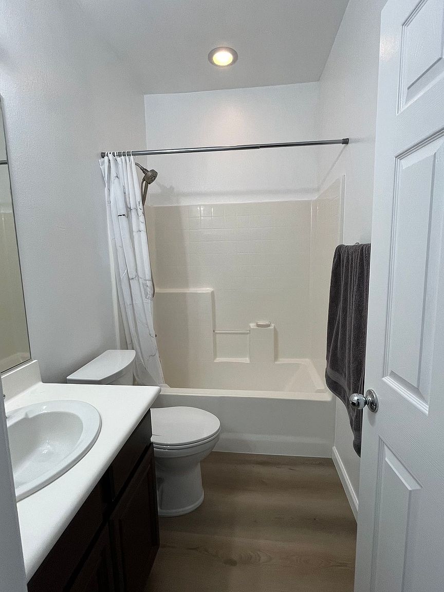 31156 Strawberry Tree Ln photo 5