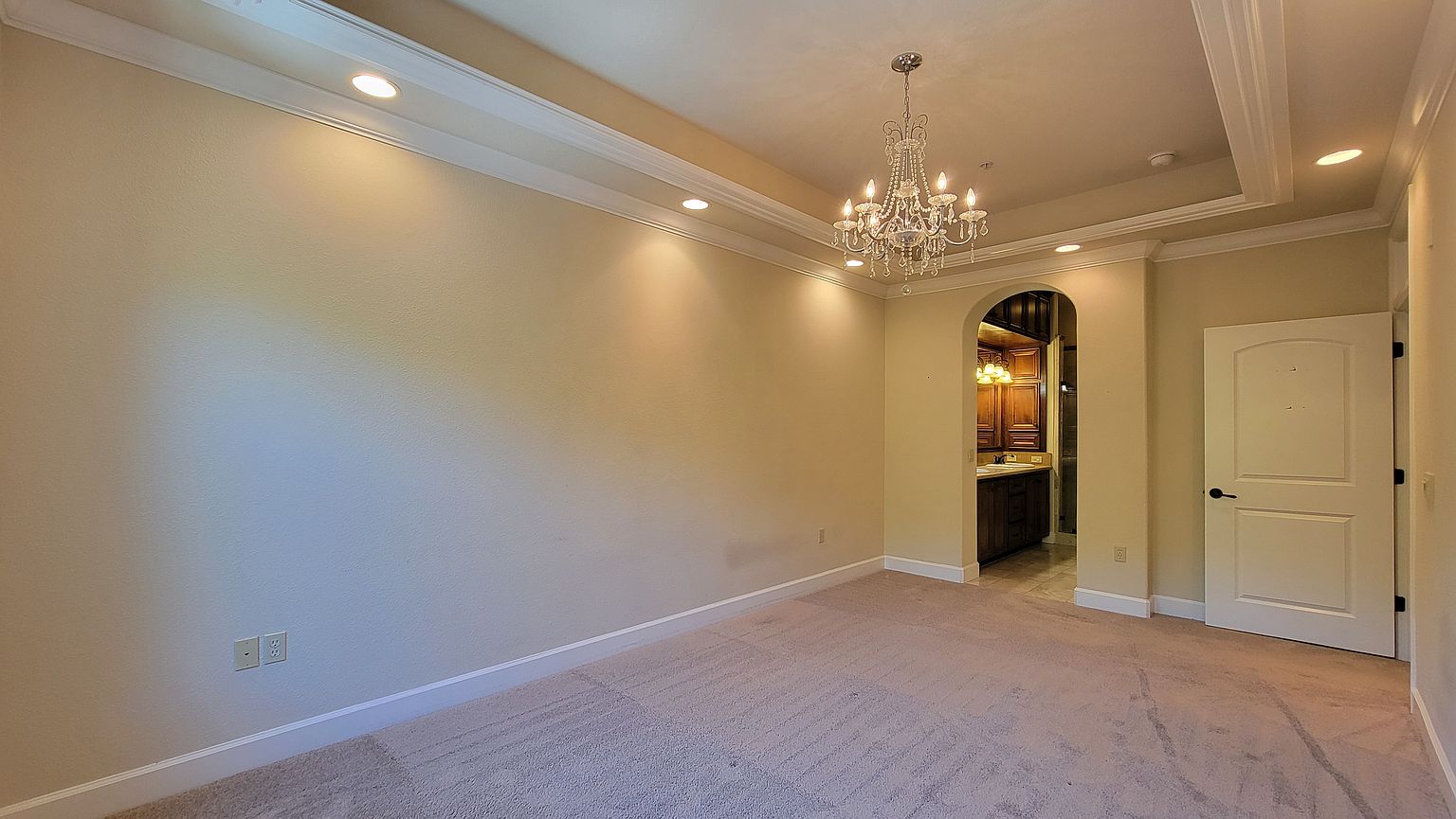 1223 Symphony Way photo 5