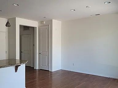 8586 Old Stonefield Chase photo 3