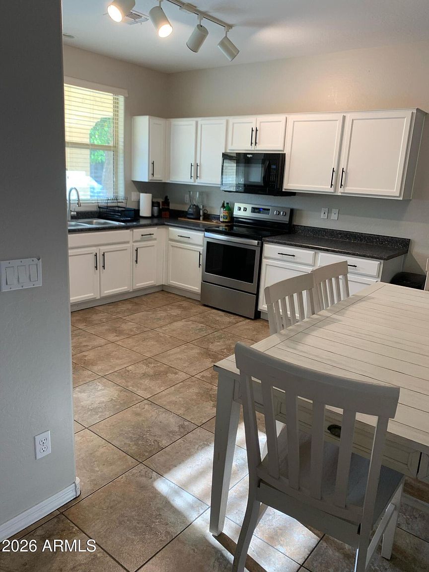 1415 S Terrace Rd Tempe, AZ 85281 photo 4