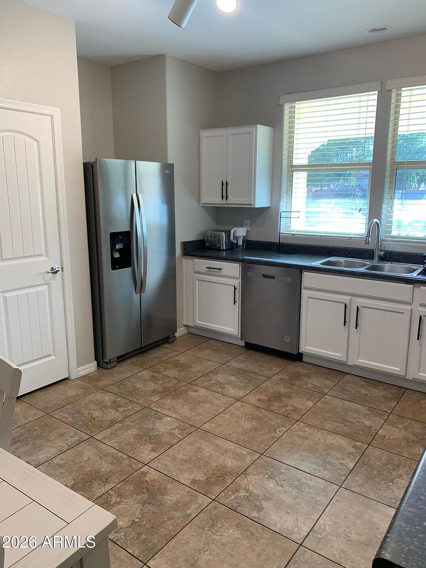 1415 S Terrace Rd Tempe, AZ 85281 photo 5