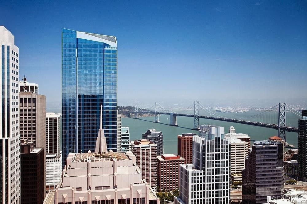 Millennium Tower photo 3
