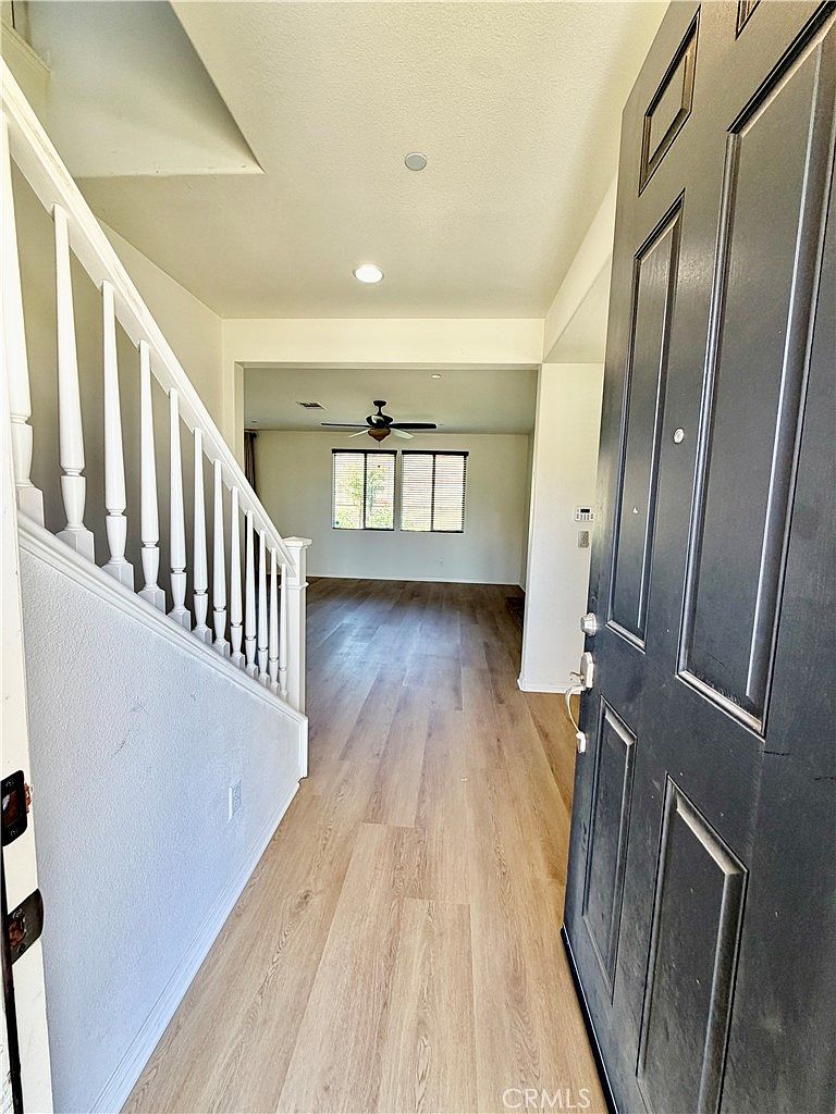 38129 Turning Leaf Ct photo 3