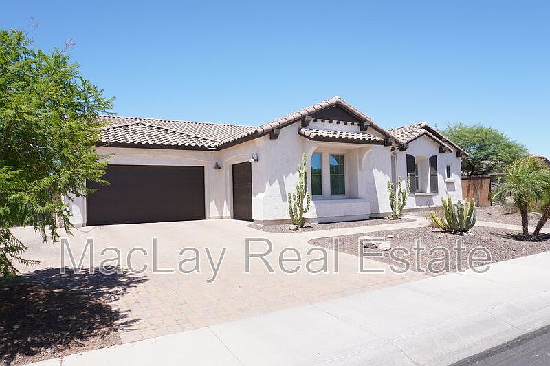 2910 E Wildhorse Dr Gilbert, AZ 85297 photo 2