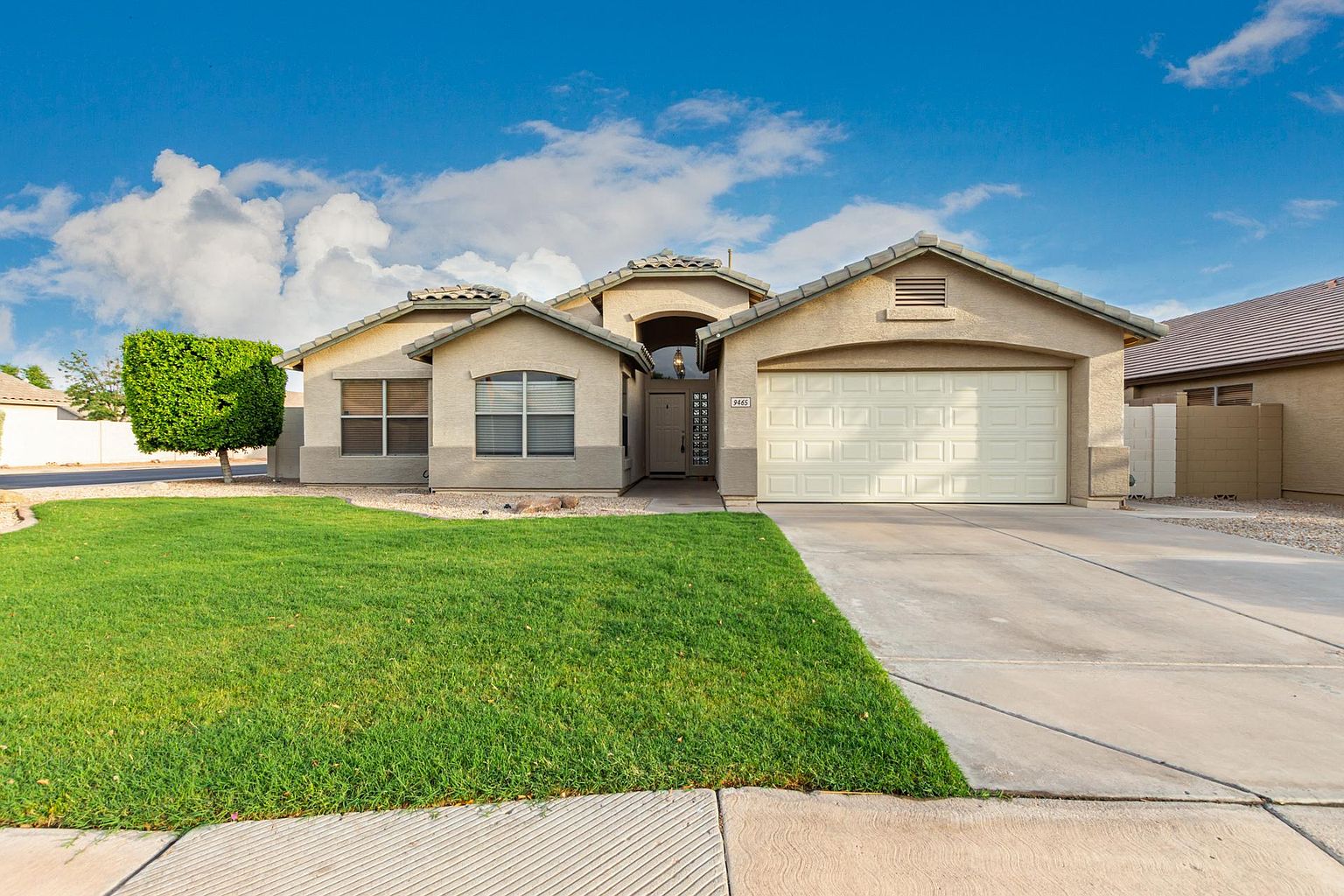 9465 E Olla Ave photo 3