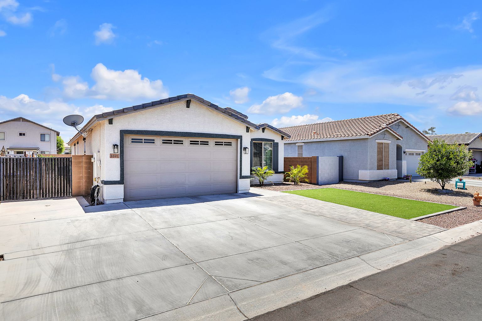 1691 W Desert Spring Way San Tan Valley, AZ 85144 photo 5