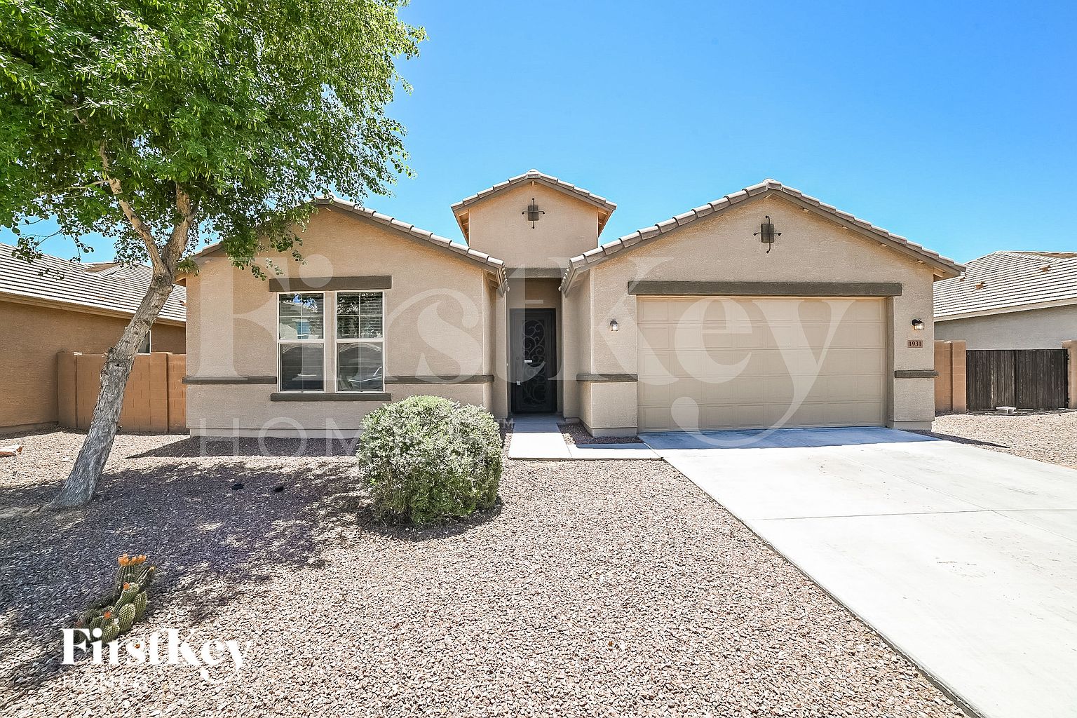 1931 W Desert Spring Way San Tan Valley, AZ 85144 photo 2