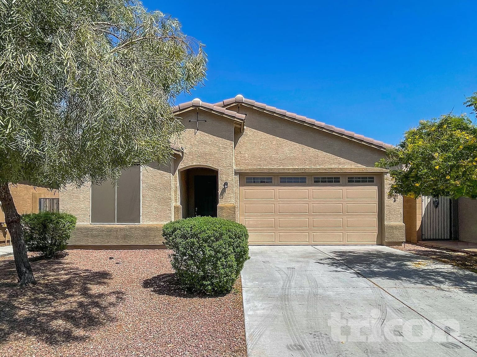 34953 N Open Range Drive photo 3