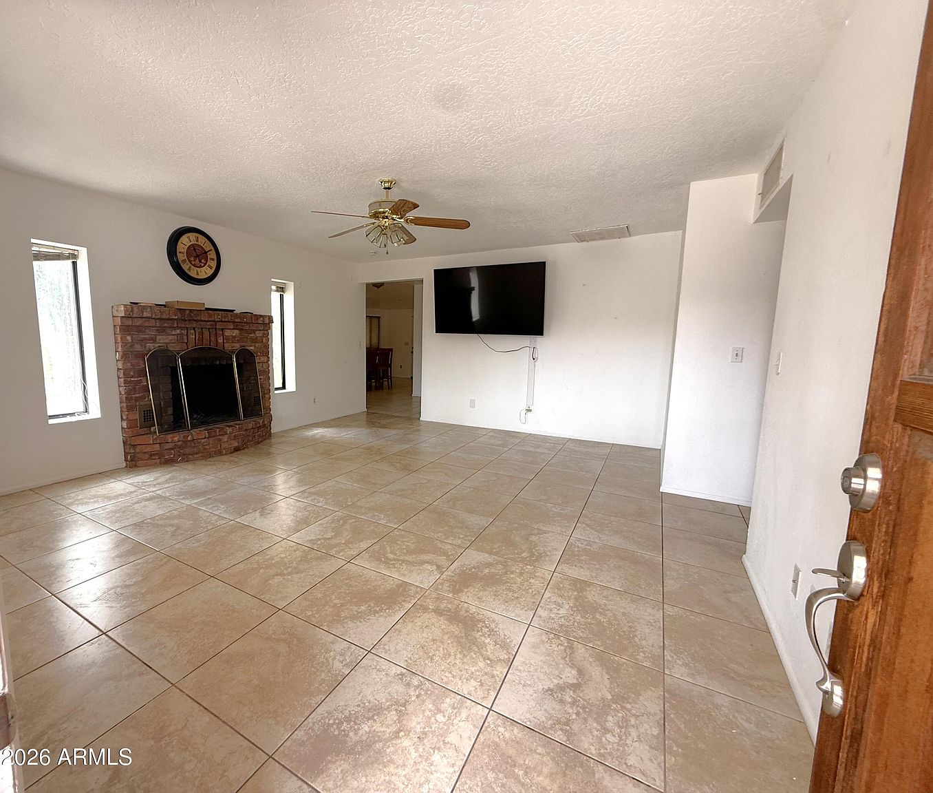 314 W Mohave St photo 3