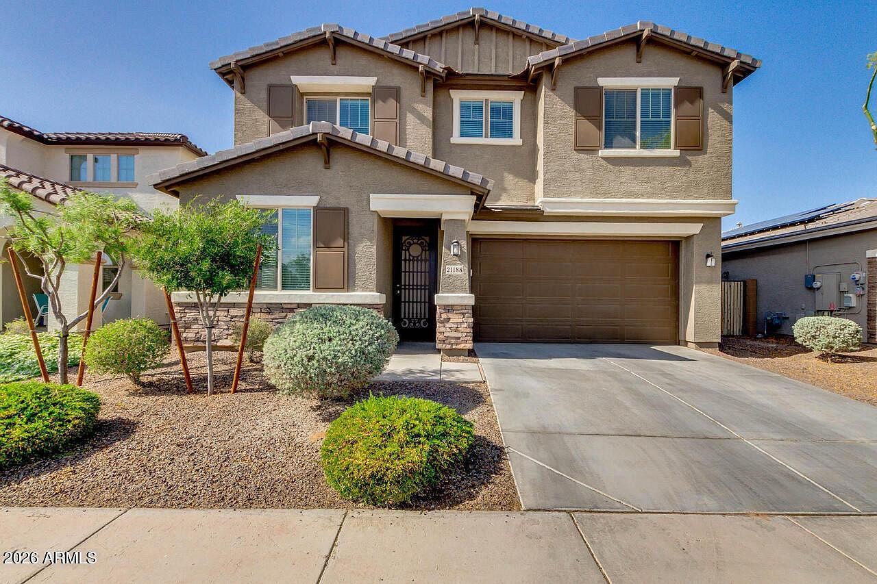 21188 West Almeria Road, Buckeye, AZ 85396 photo 3