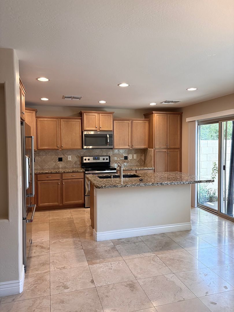 2565 E Southern Ave Mesa, AZ 85204 photo 2