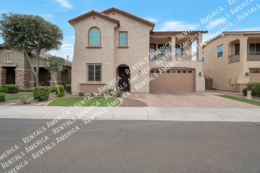 267 E Kaibab Dr Chandler, AZ 85249 photo 2