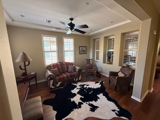 6231 E Mark Way photo 5