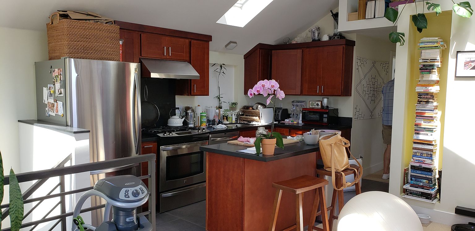 1423 Kains Ave photo 4