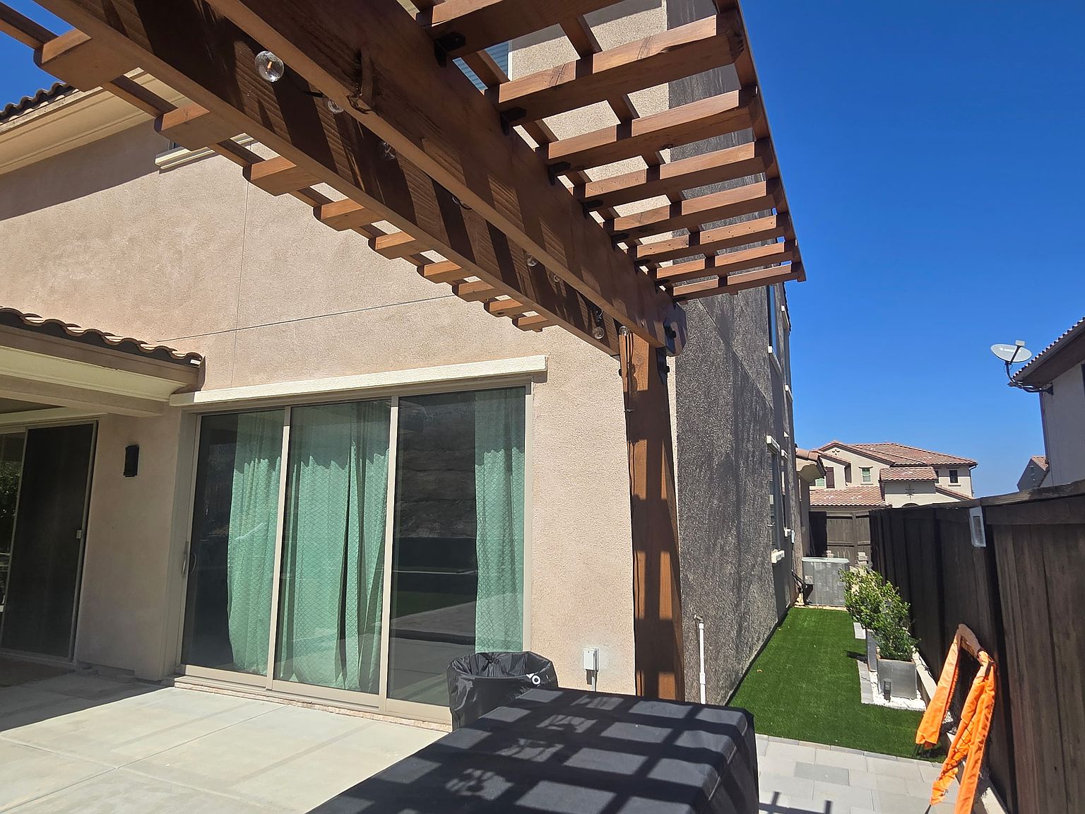 435 Machado Way photo 4