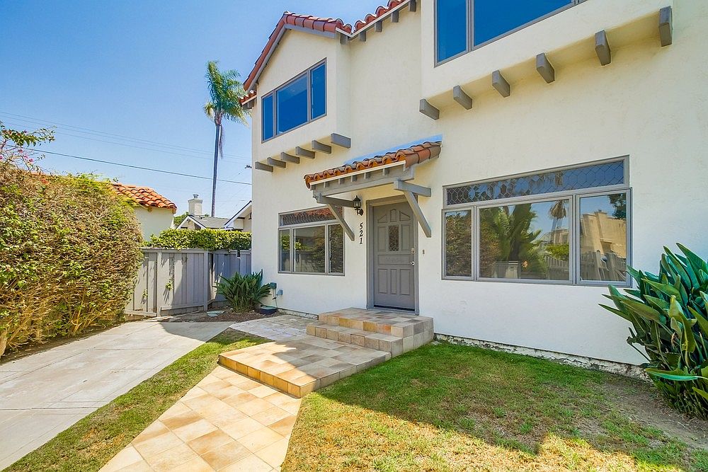 521 Palm Ave photo 2