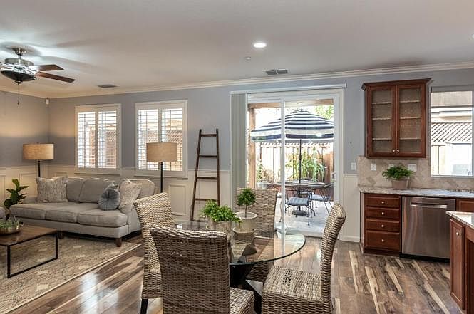 17065 Mimosa Dr photo 3