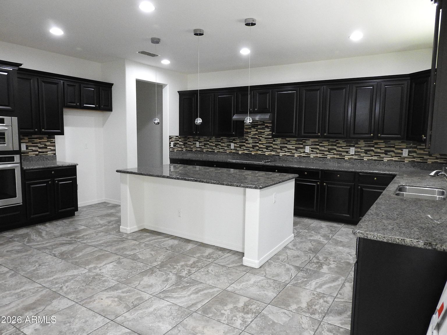 1471 E Flamingo Way photo 4