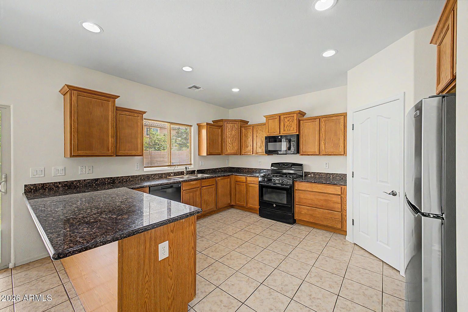 10215 E Starion Ave Mesa, AZ 85212 photo 4