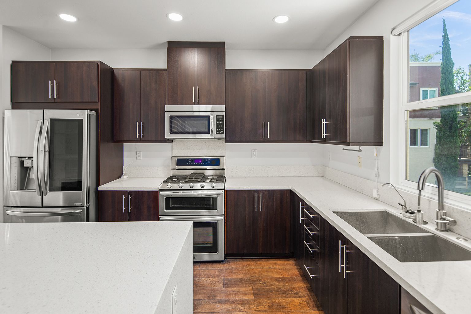 7870 Inception Way photo 2