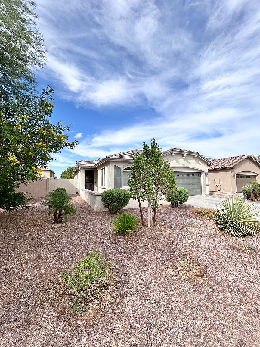 854 E Tekoa Ave photo 3