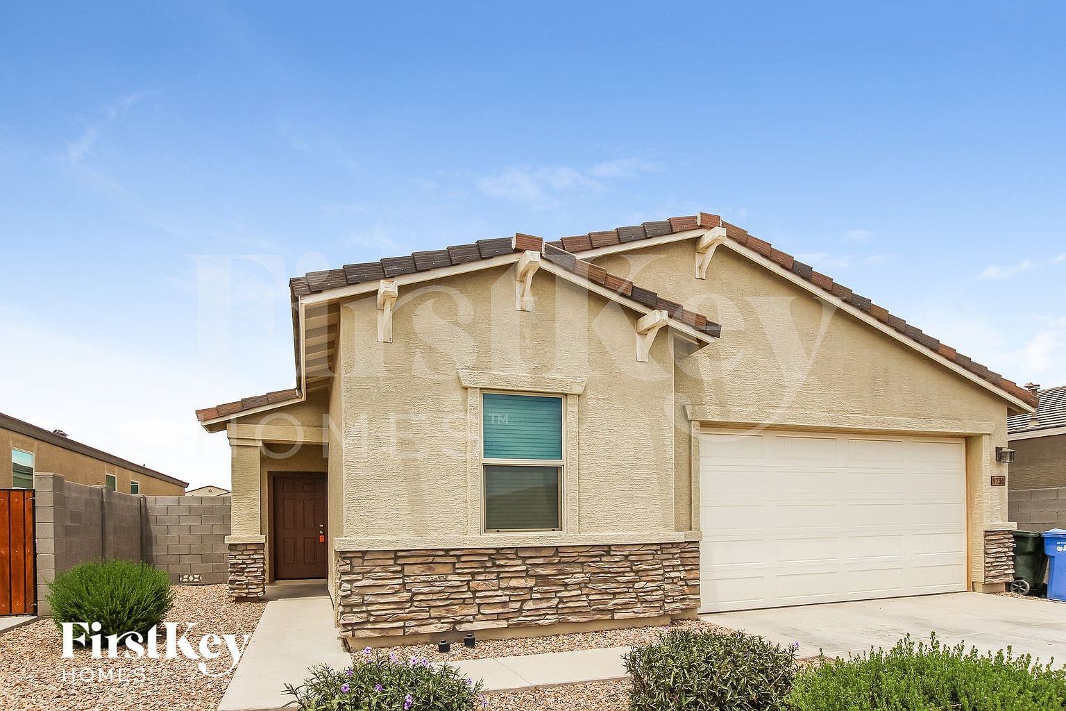 9738 W Getty Dr photo 2