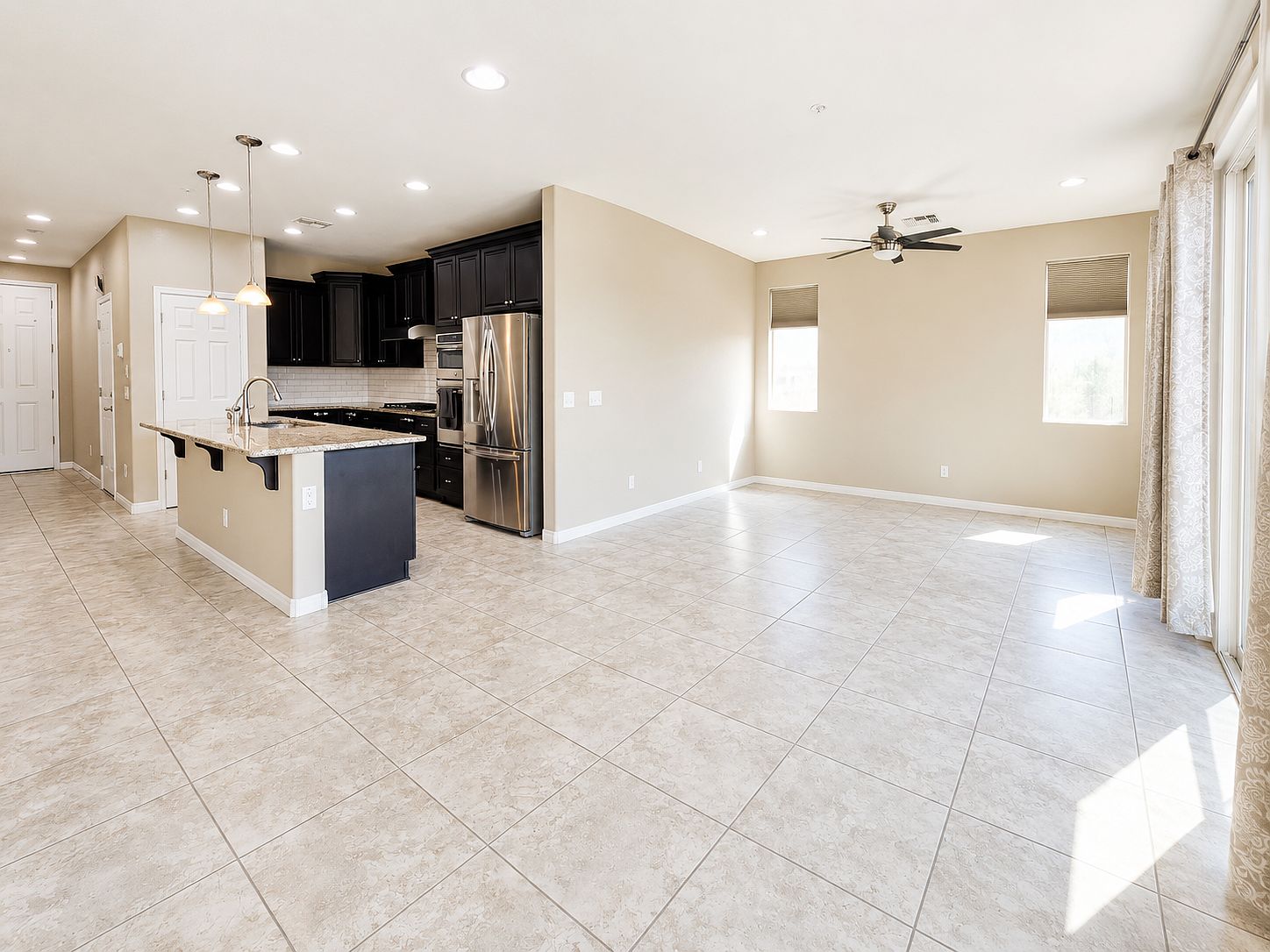 3693 E Rakestraw Ln photo 2
