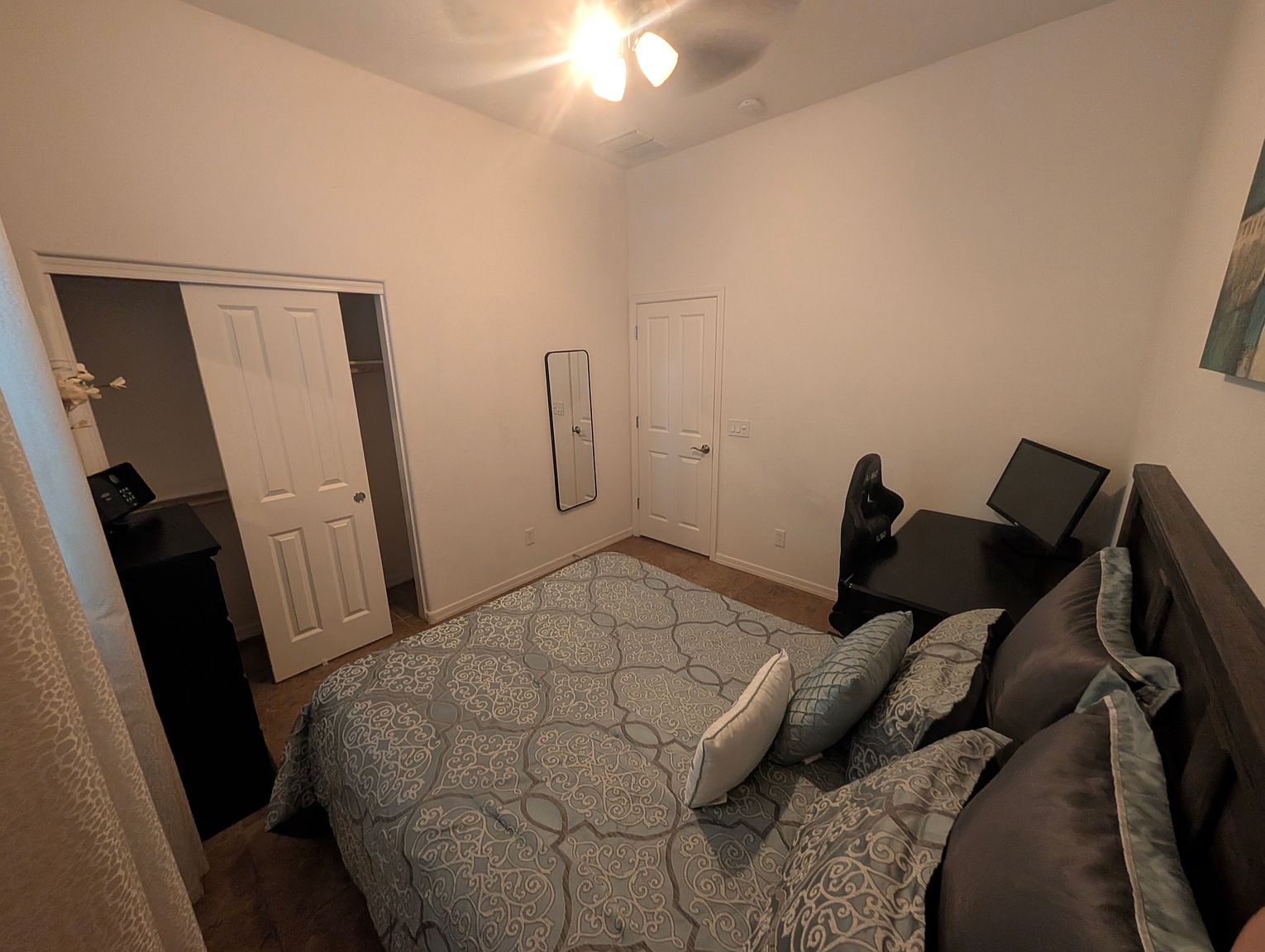 10404 E Talameer Ave photo 3