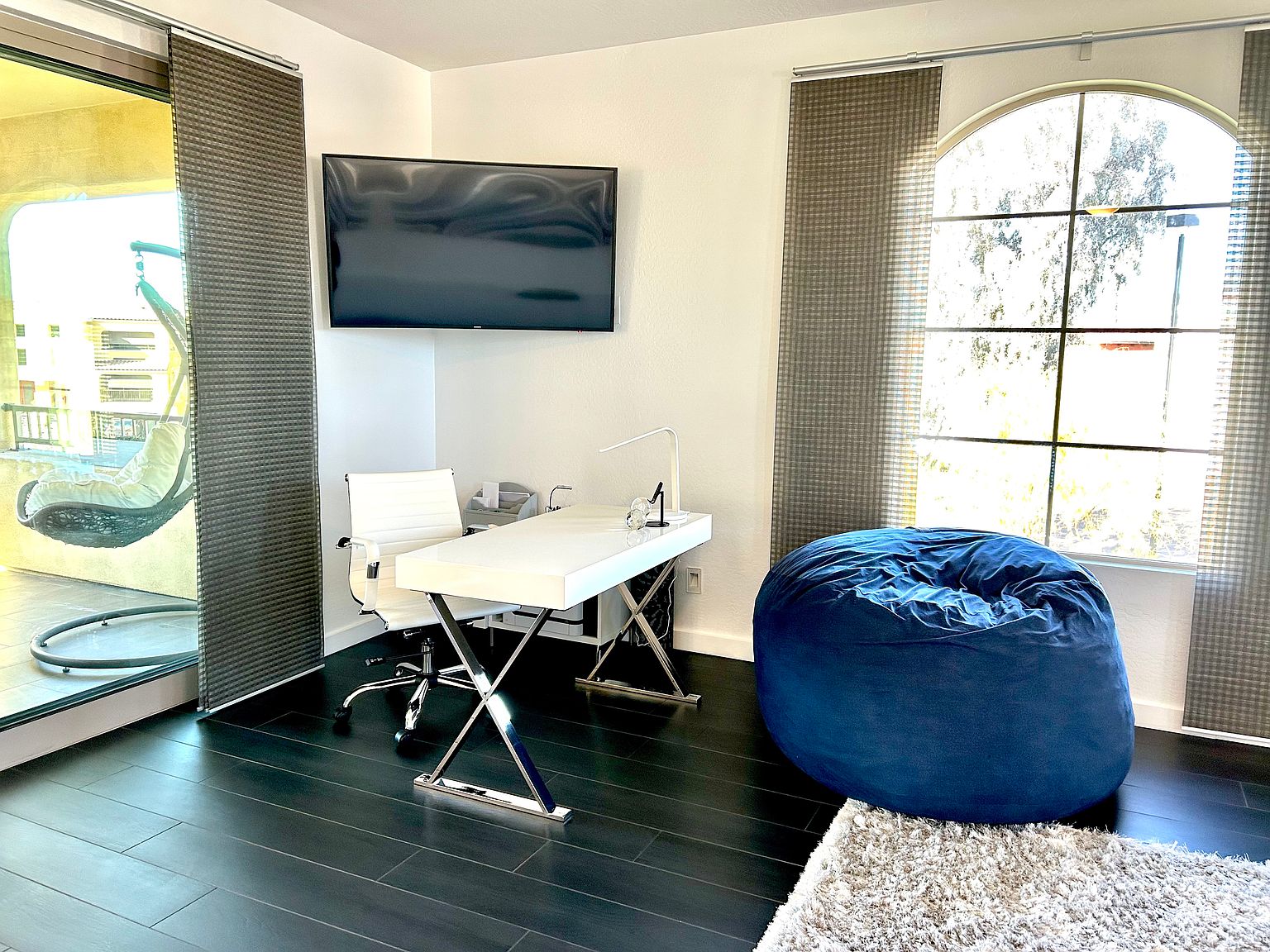 7100 W Linda Ln photo 3