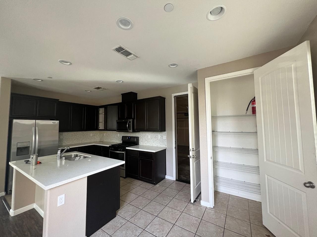 1080 Gridley Dr photo 2