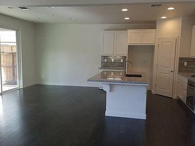 1229 S Shields Ave photo 5