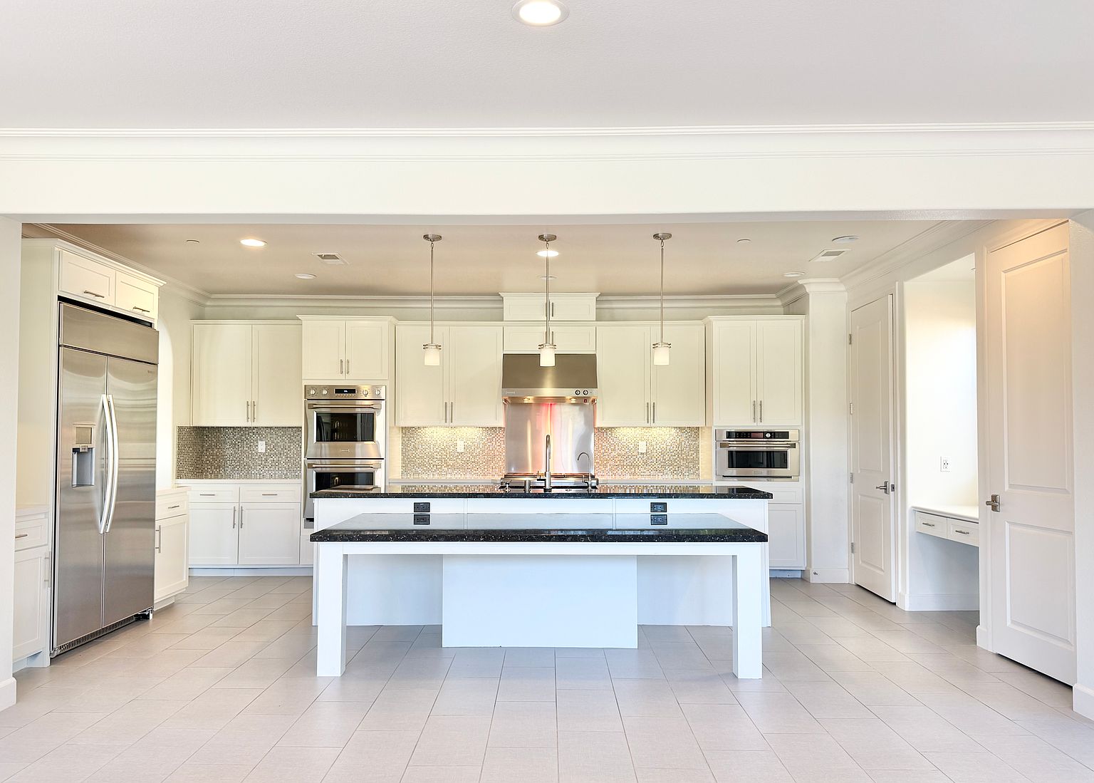 6255 Sunrose Crest Way photo 4