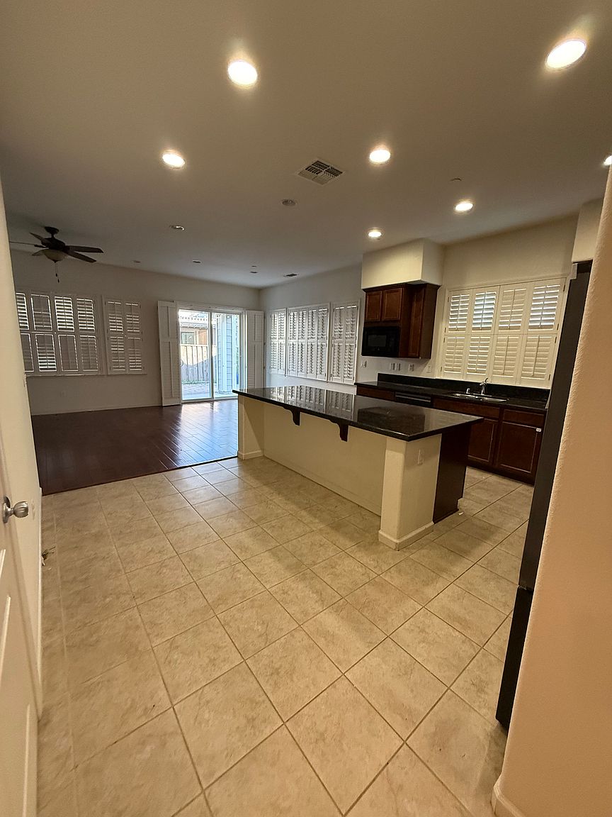 840 San Bernardo Ln photo 5
