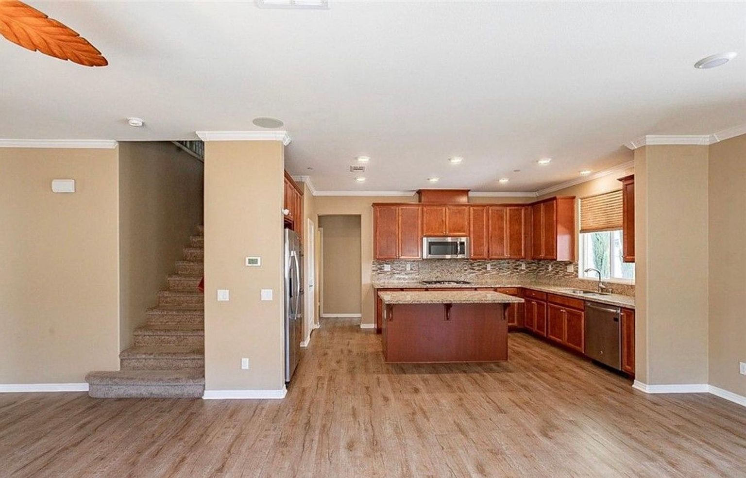 37808 Honey Pine Rd photo 5