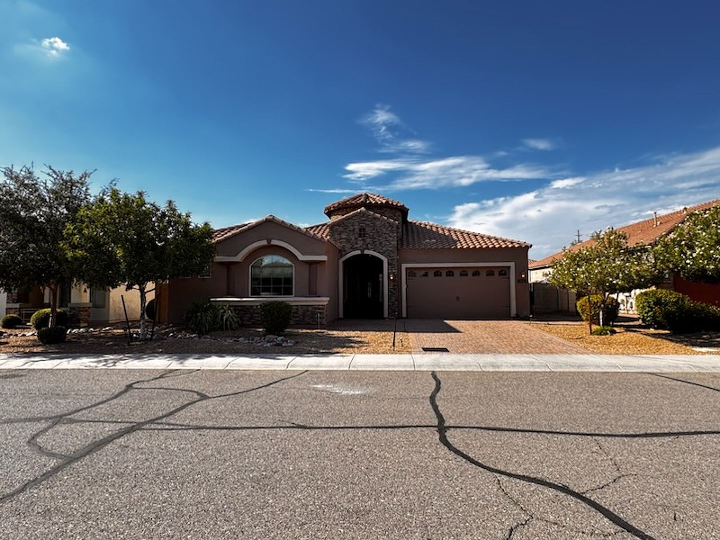 268 E Powell Way Chandler, AZ 85249 photo 3