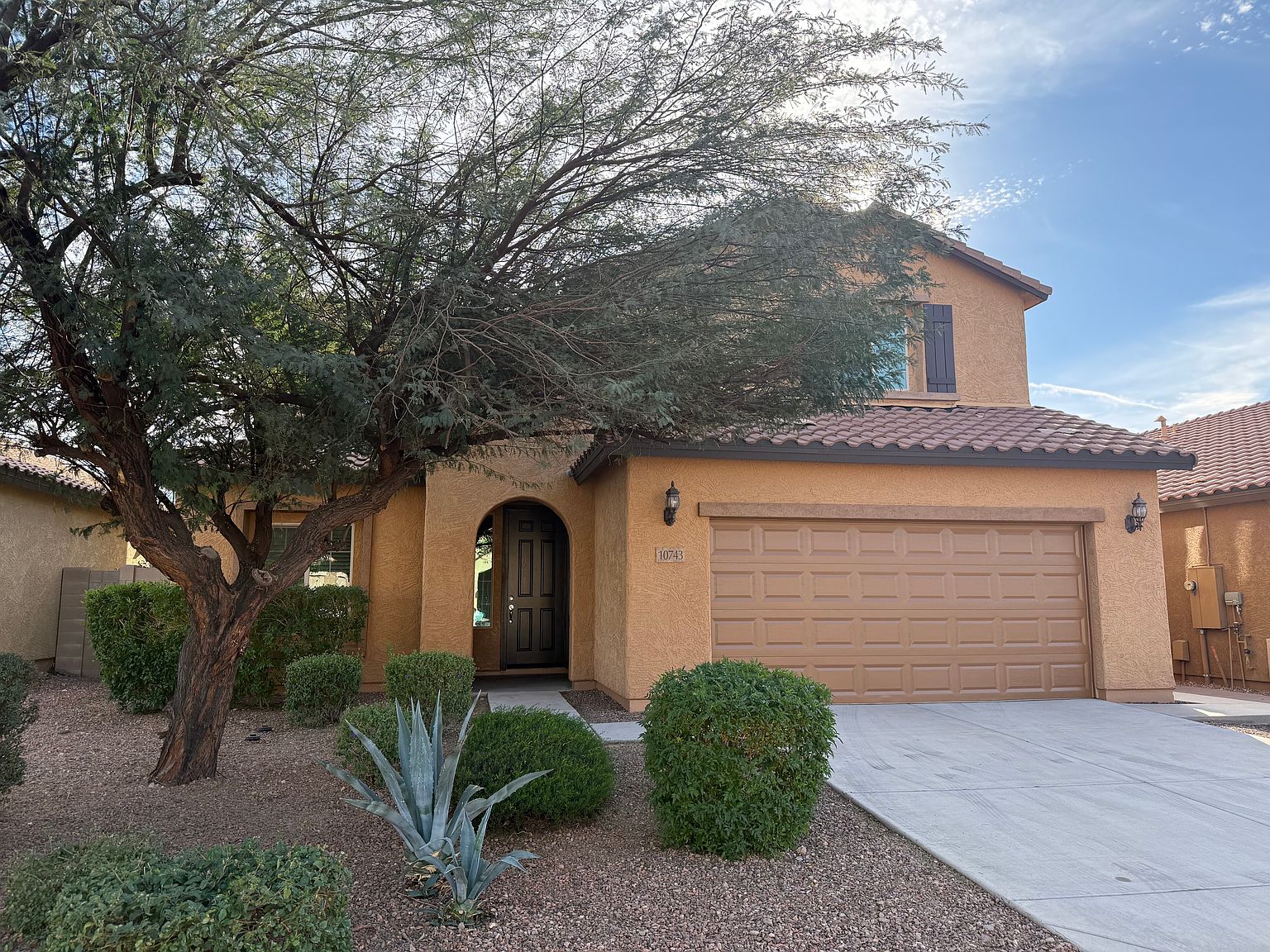 10743 W Desert Elm Ln Peoria, AZ 85383 photo 3